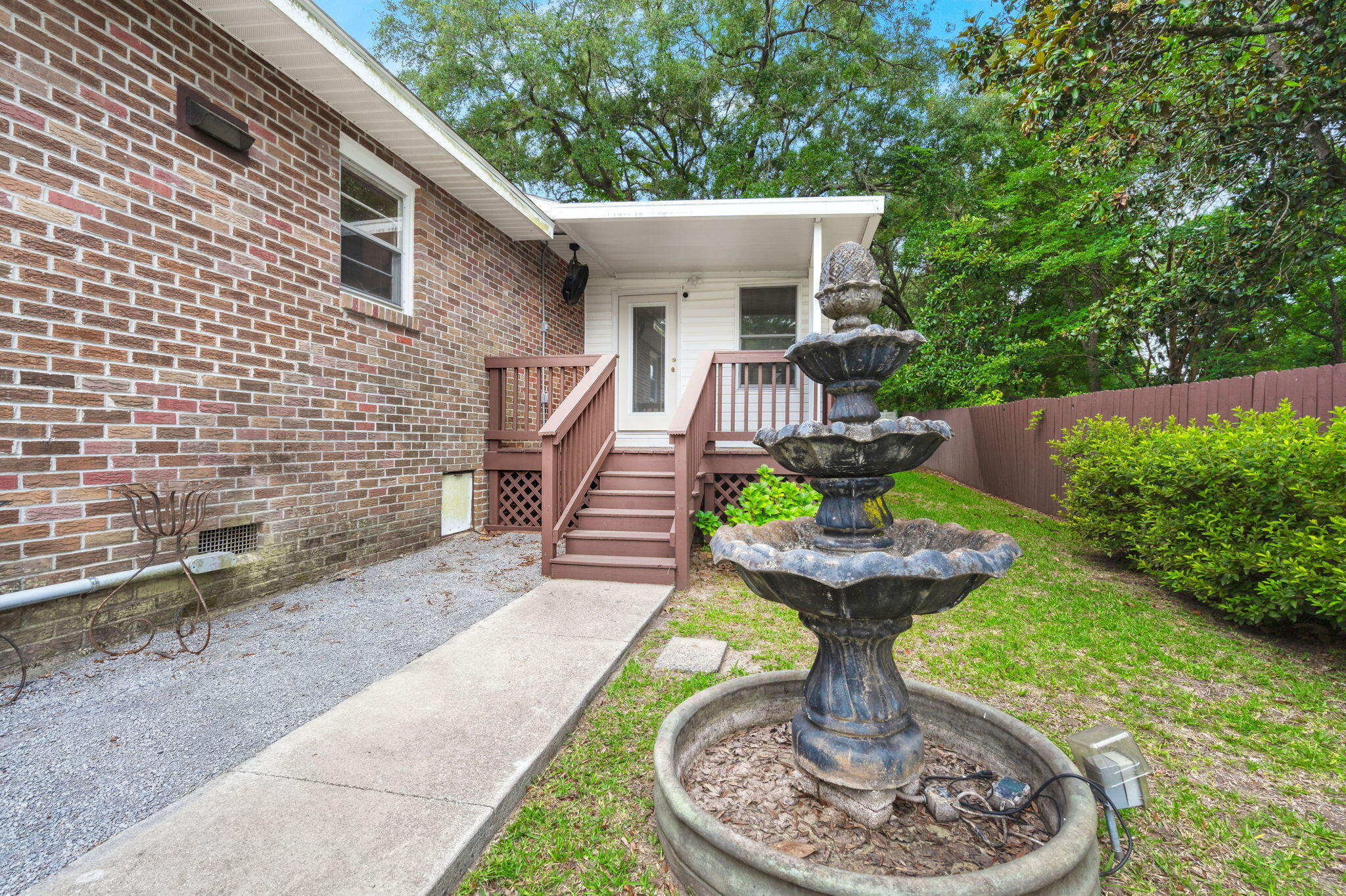 1022 Riverview Drive