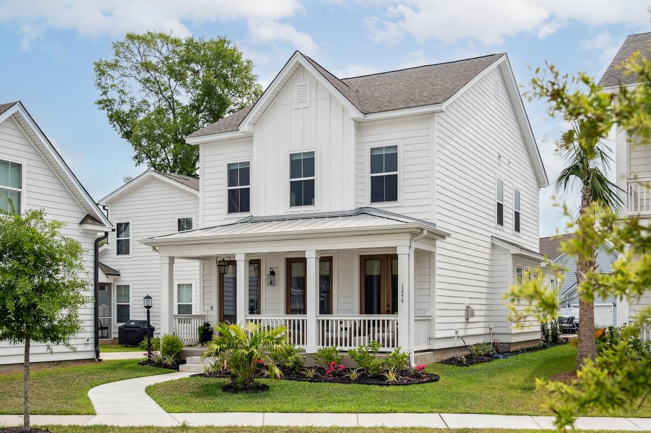 1244 Crooked Oak Road