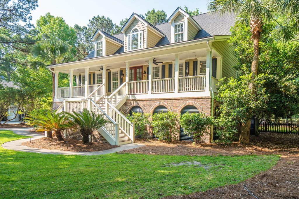 Photo of 3868 Colonel Vanderhorst Circle, Mount Pleasant, SC 29466 (MLS # 26012247)