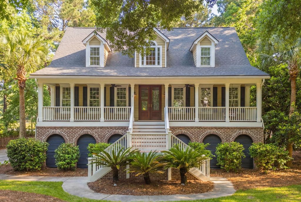 Photo of 3868 Colonel Vanderhorst Circle, Mount Pleasant, SC 29466 (MLS # 26012247)