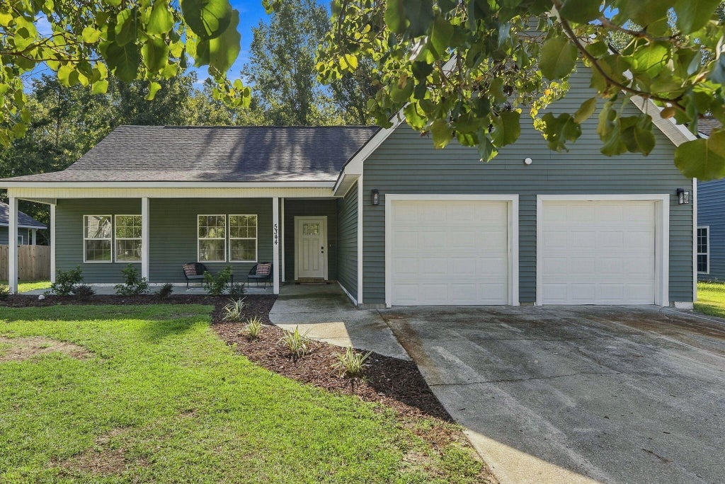 Photo of 5344 Sumters Run, North Charleston, SC 29418 (MLS # 26026237)