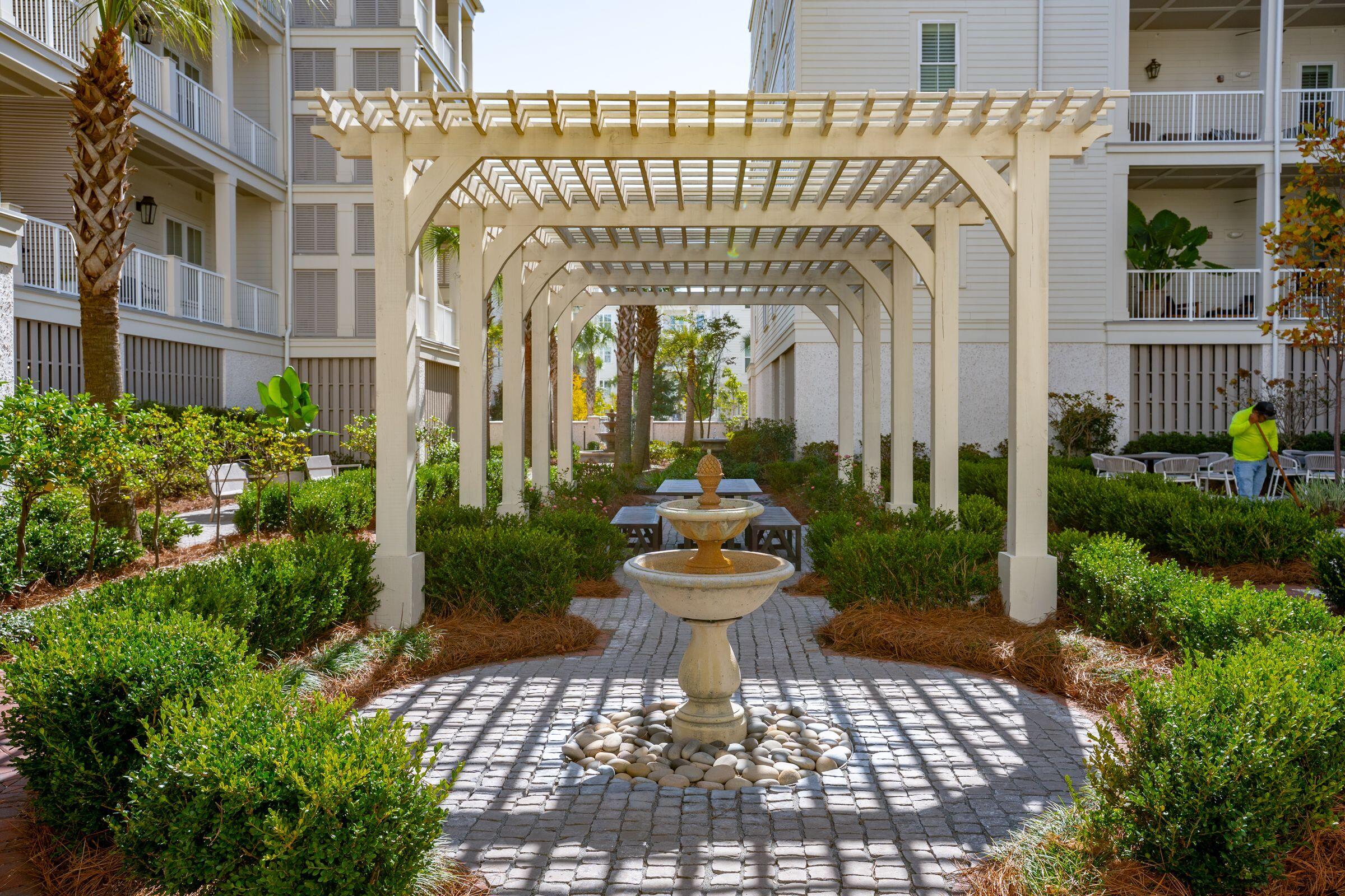 600 Waterman Street 732