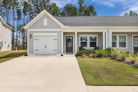 Photo of 825 Descartes Street, Summerville, SC 29486 (MLS # 25027498)