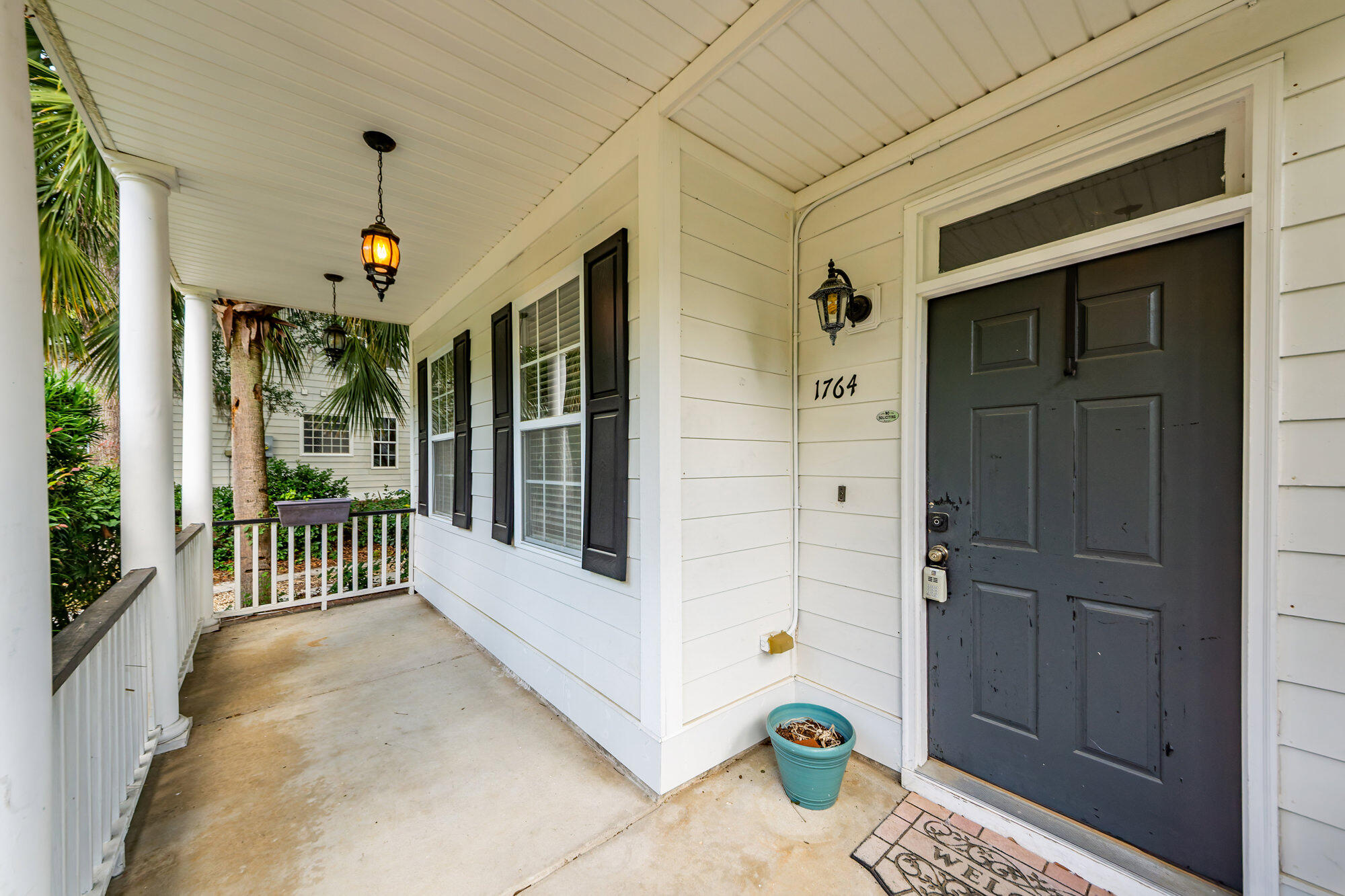 1764 Hickory Knoll Way