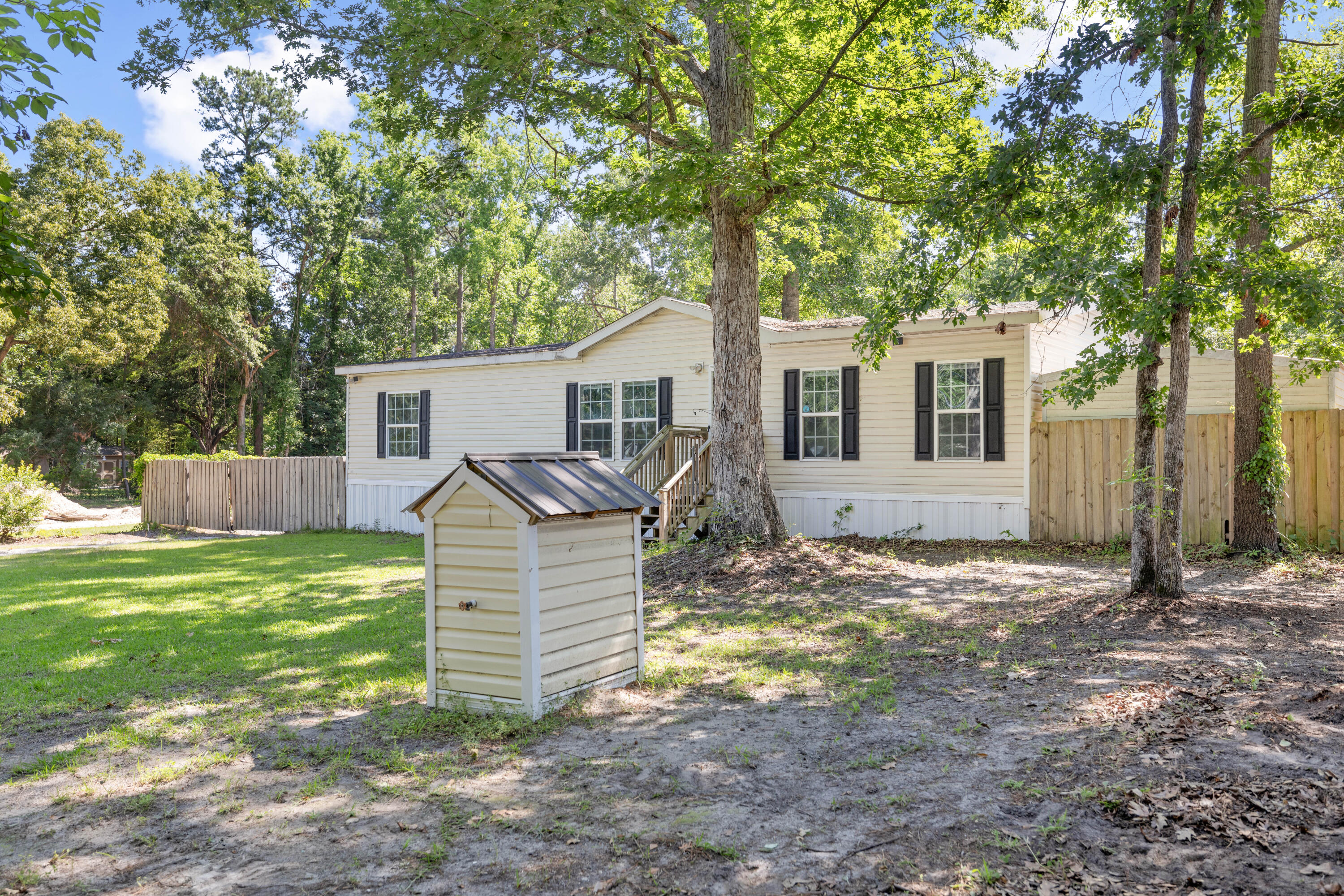1040 Longpoint Road