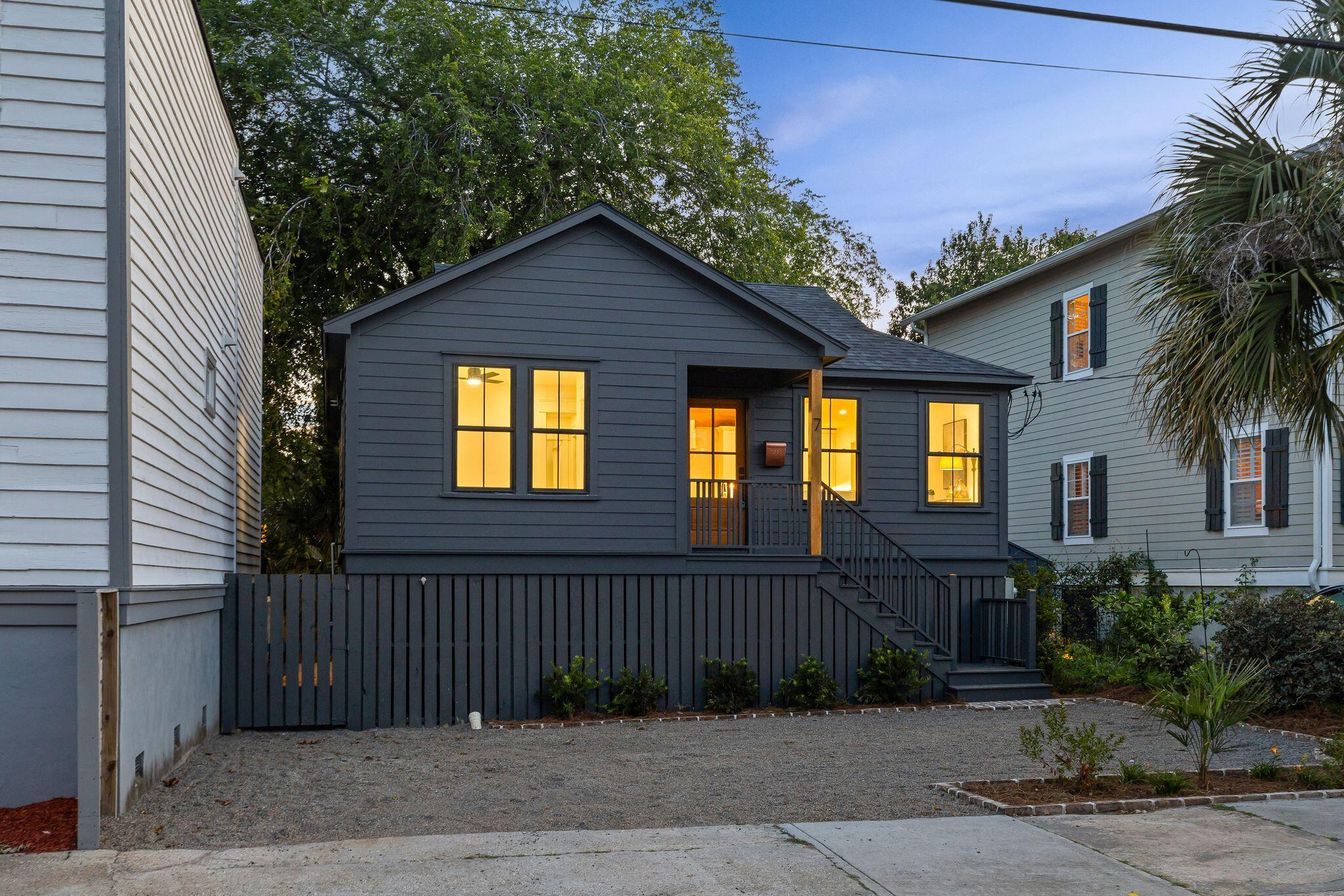 7 Larnes Street