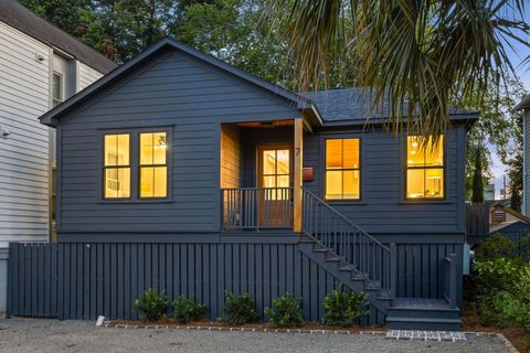 Photo of 7 Larnes Street, Charleston, SC 29403 (MLS # 26018276)