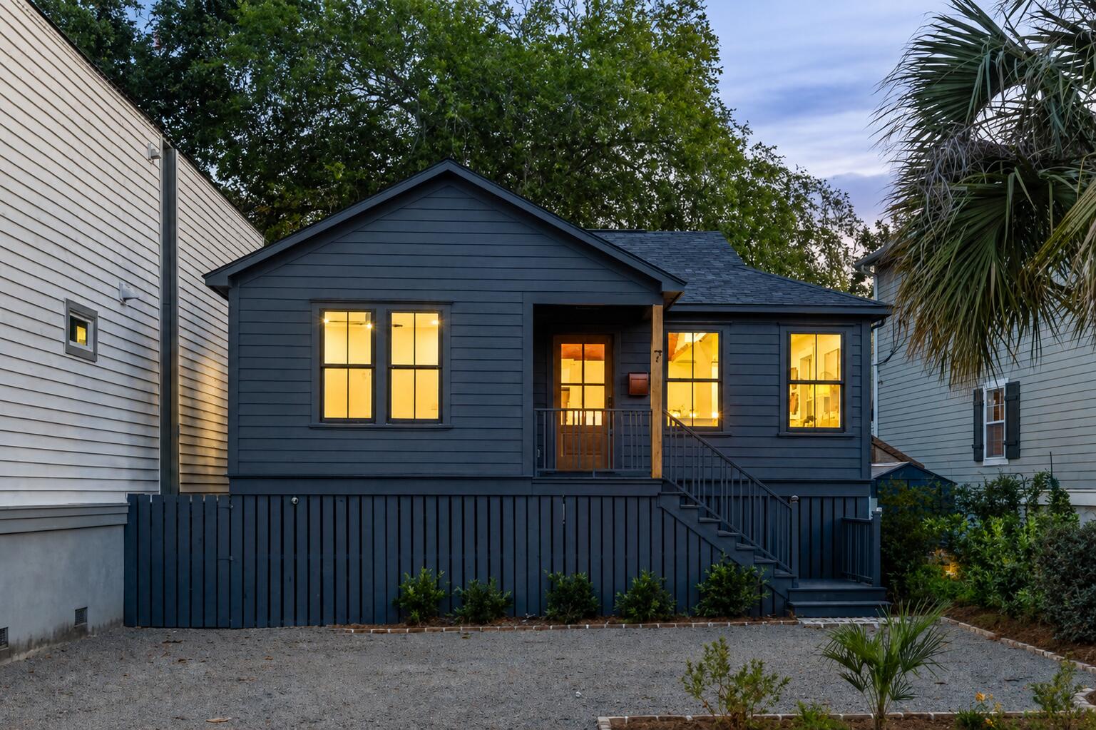 7 Larnes Street