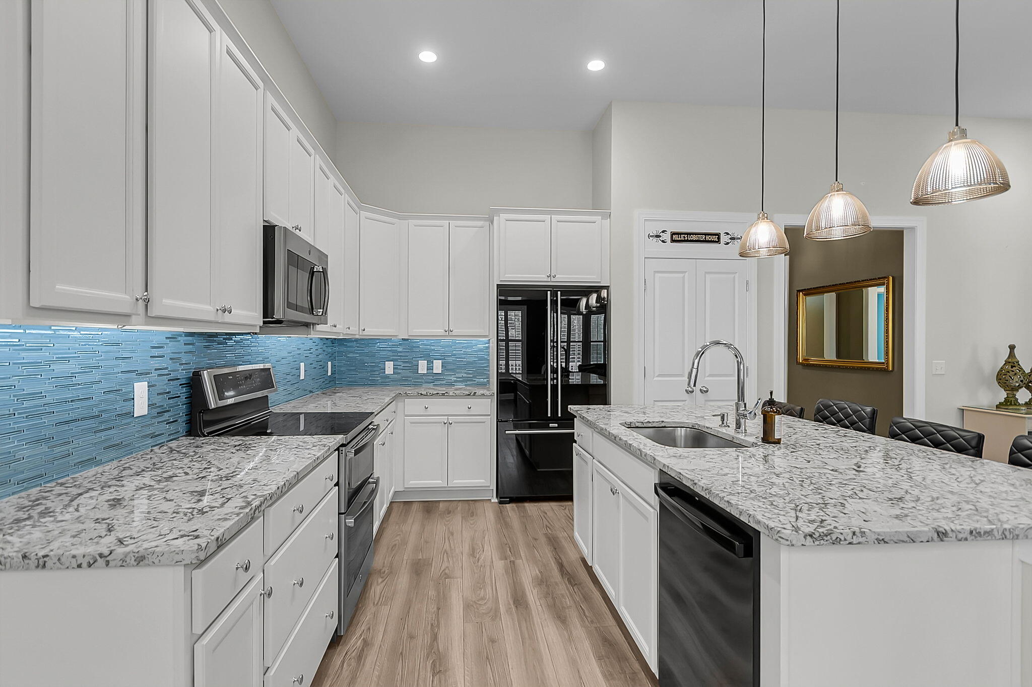 3013 Aura Lane