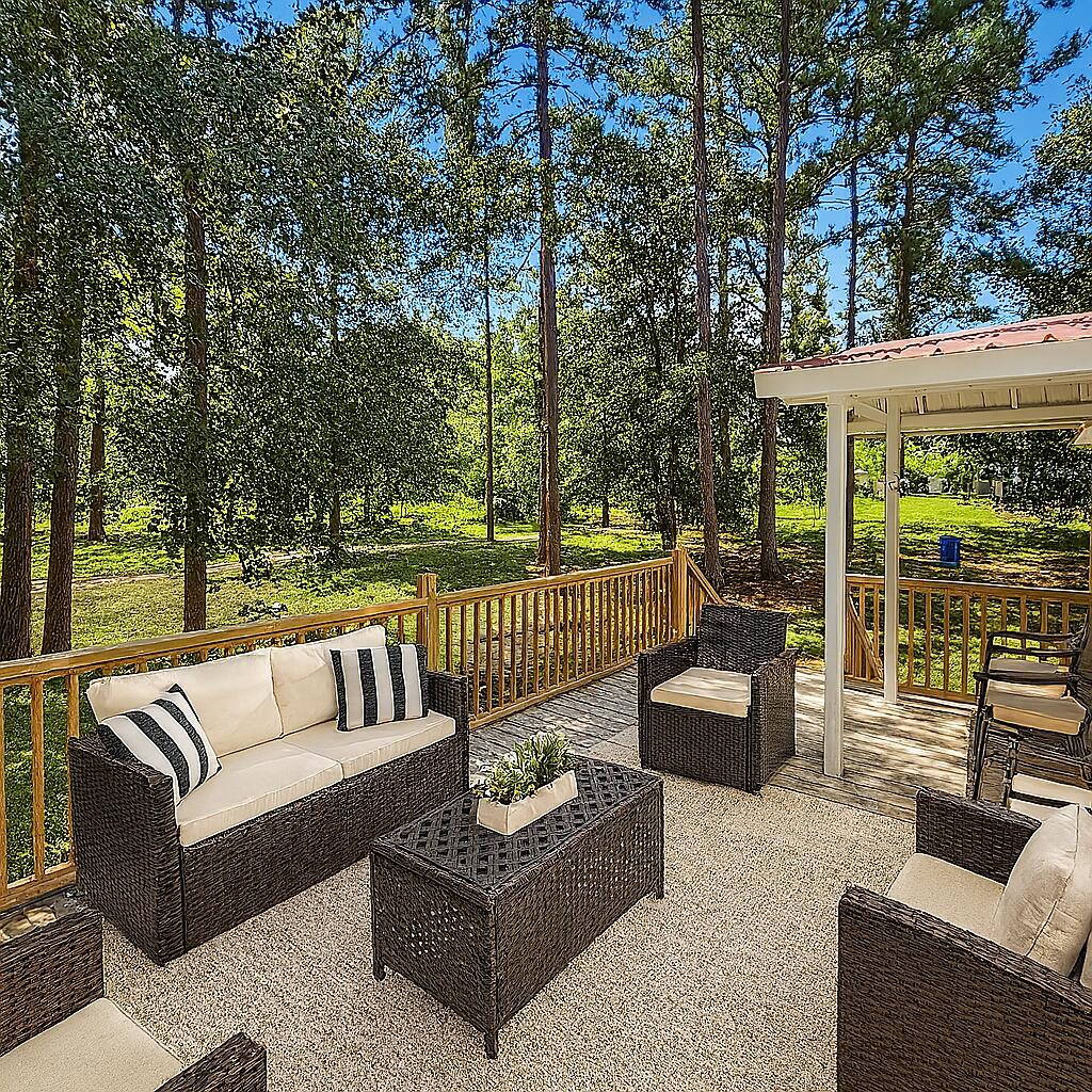 93 Santee Lane