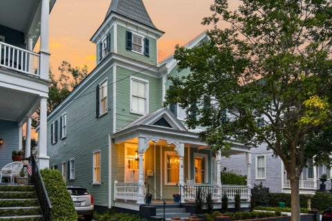 Photo of 6 Rutledge Avenue, Charleston, SC 29401 (MLS # 26022521)