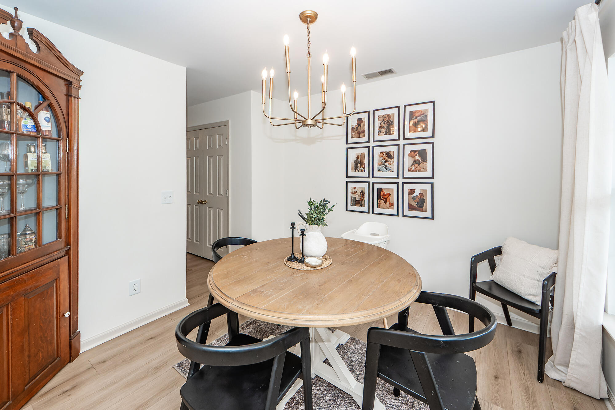 122 Moon Shadow Lane