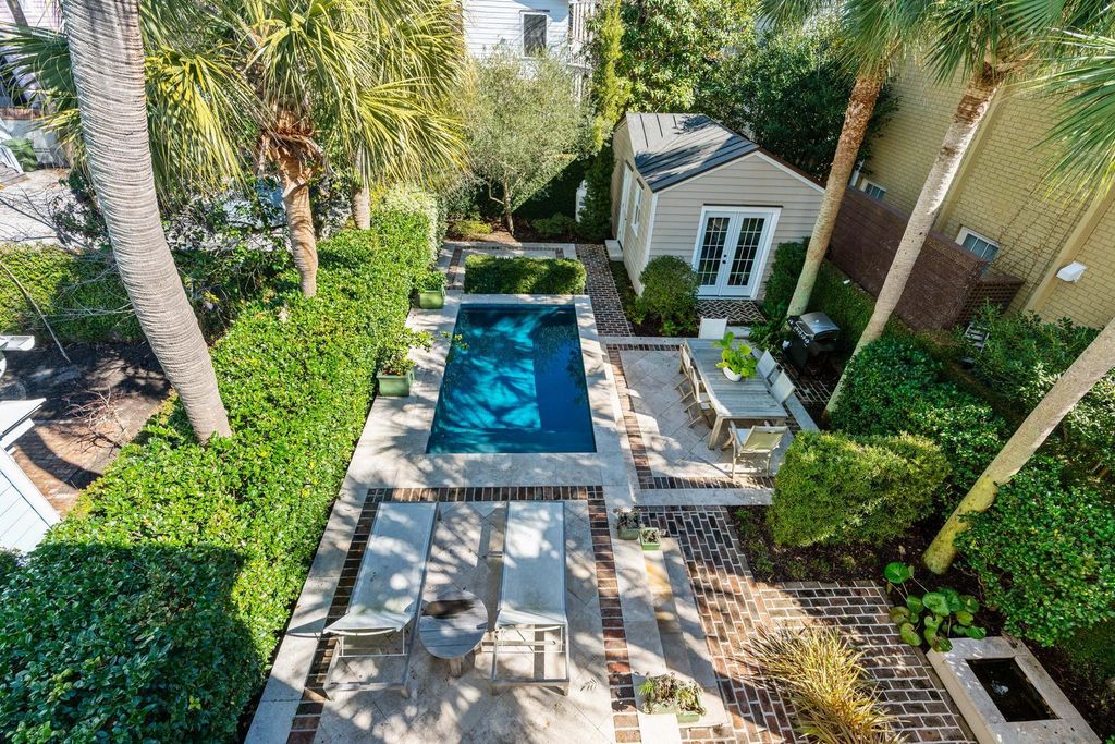 Photo of 18 Logan Street, Charleston, SC 29401 (MLS # 26004736)