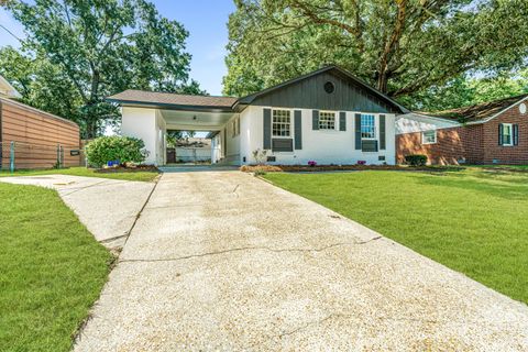 Single Family Residence in North Charleston SC 3333 Stonehaven Drive 2.jpg