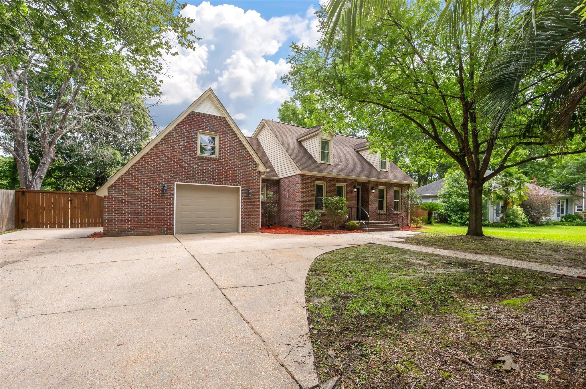 129 Dunbury Drive