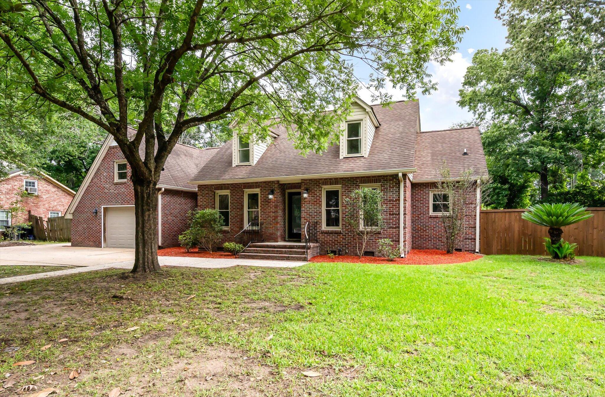129 Dunbury Drive