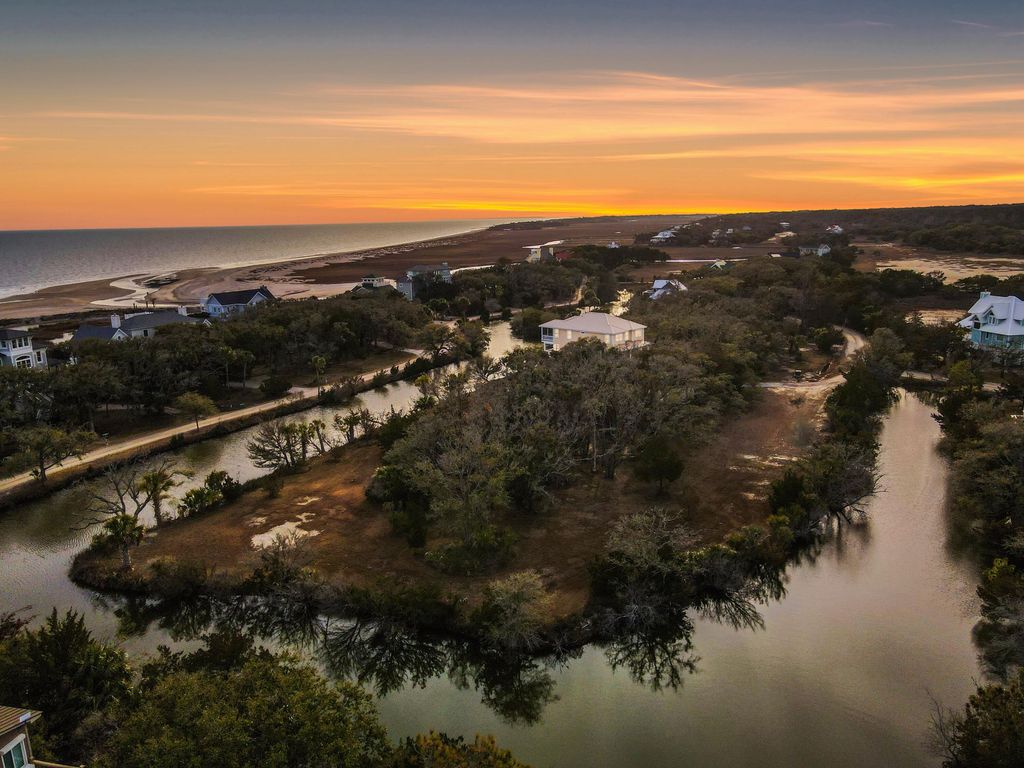 Photo of 28 Sharks Tooth Circle, Edisto Island, SC 29438 (MLS # 25003028)