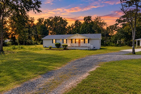Photo of 389 Maggie Road, Mount Pleasant, SC 29464 (MLS # 26028524)