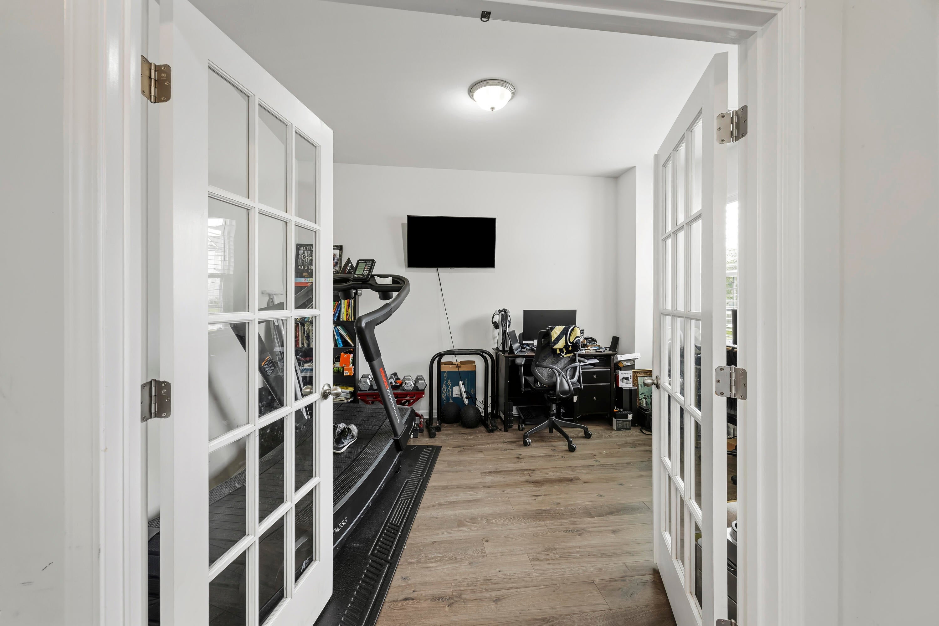 9904 Pin Cherry Court