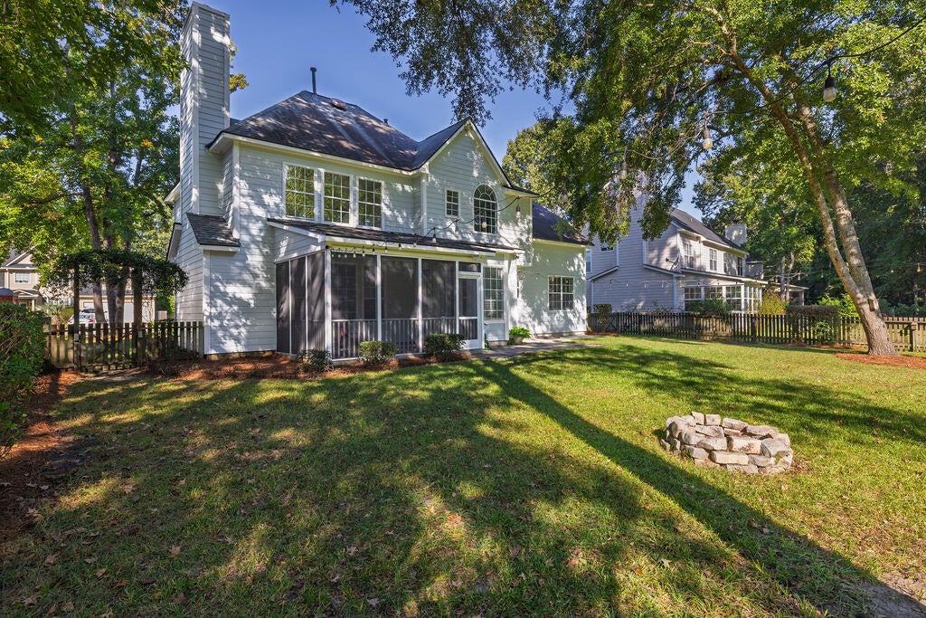 1044 Black Rush Circle