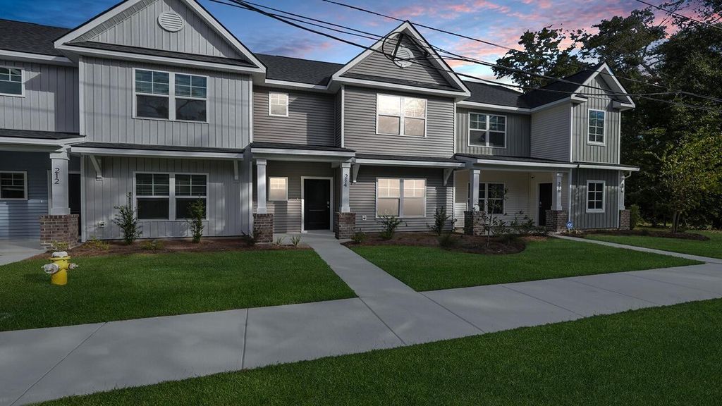 Photo of 214 Garbon Drive, Summerville, SC 29485 (MLS # 25025339)