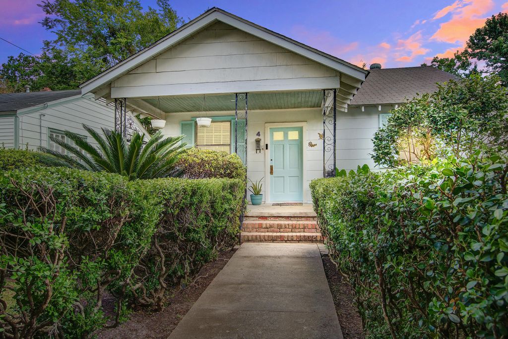 Photo of 4 Piedmont Avenue, Charleston, SC 29403 (MLS # 25025860)