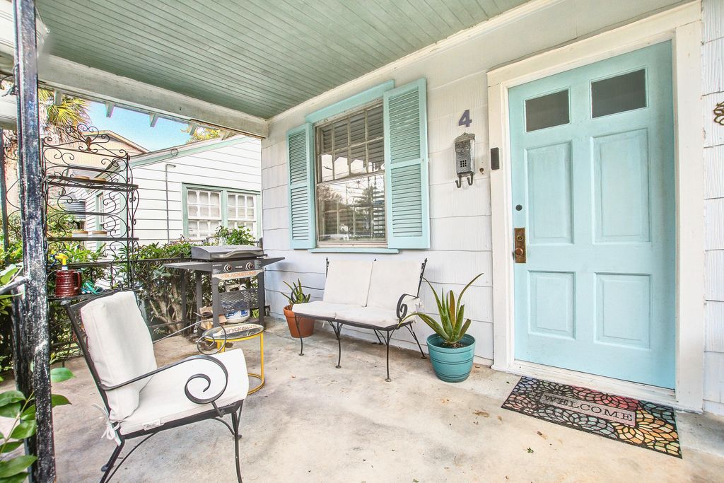 Photo of 4 Piedmont Avenue, Charleston, SC 29403 (MLS # 25025860)