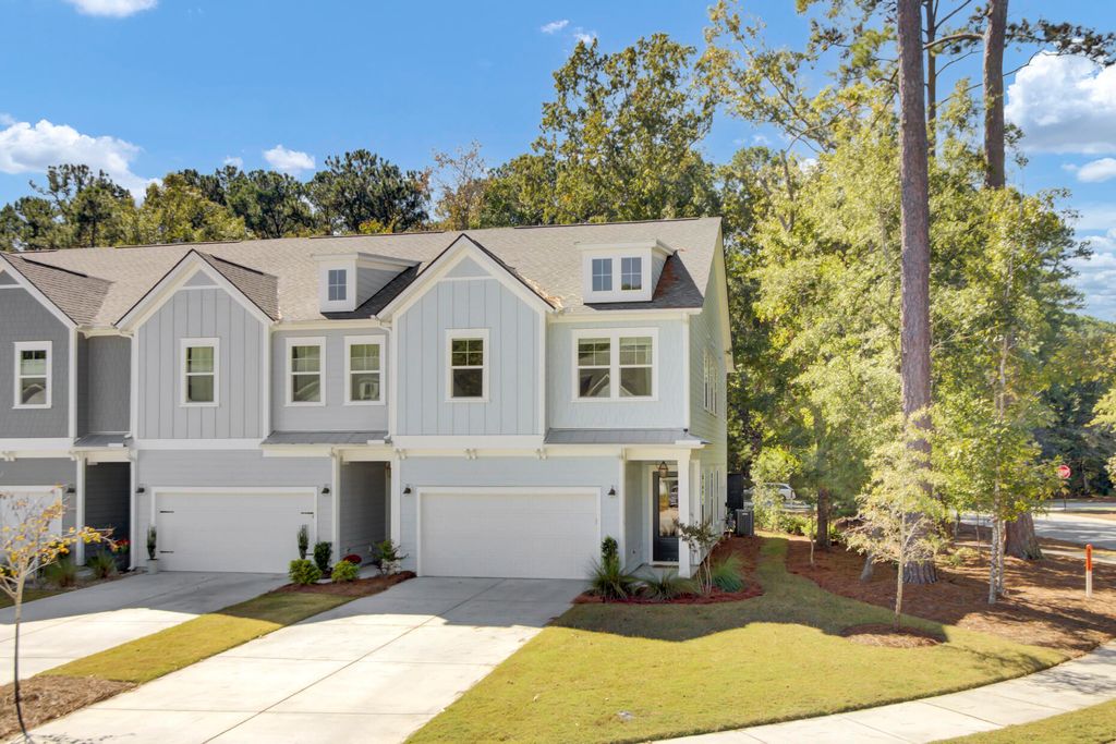 Photo of 2625 Balena Drive, Mount Pleasant, SC 29466 (MLS # 25028699)
