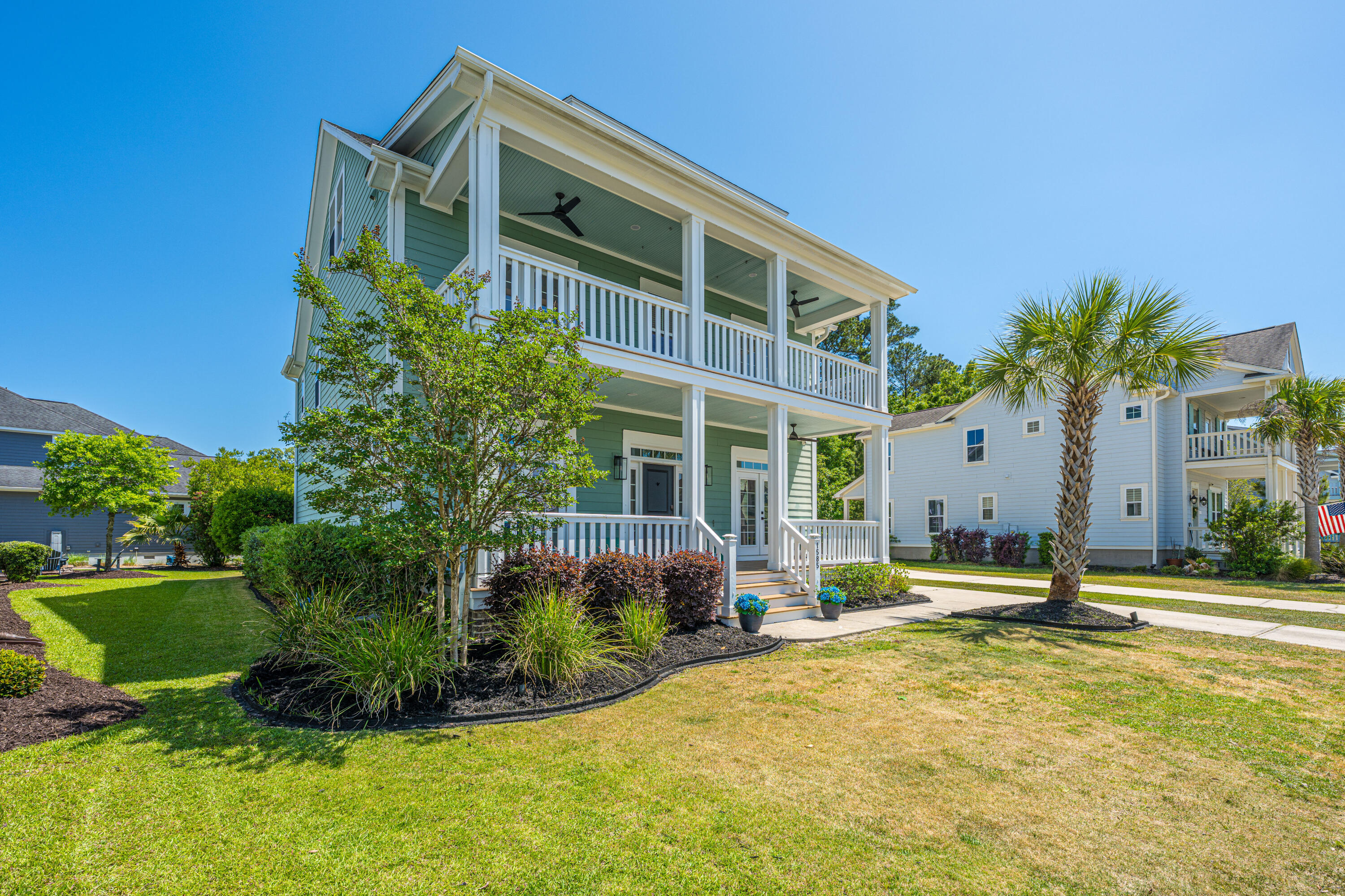 1585 Bourne Crossing