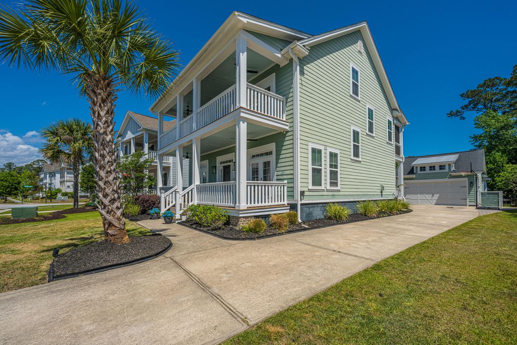 Photo of 1585 Bourne Crossing, Mount Pleasant, SC 29466 (MLS # 26011492)