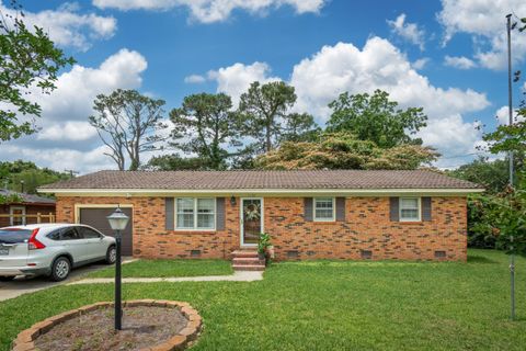 Photo of 1160 Landsdowne Drive, Charleston, SC 29412 (MLS # 25014529)
