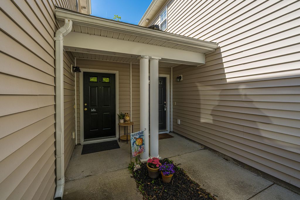 Photo of 1104 Margle Way, North Charleston, SC 29420 (MLS # 26009044)