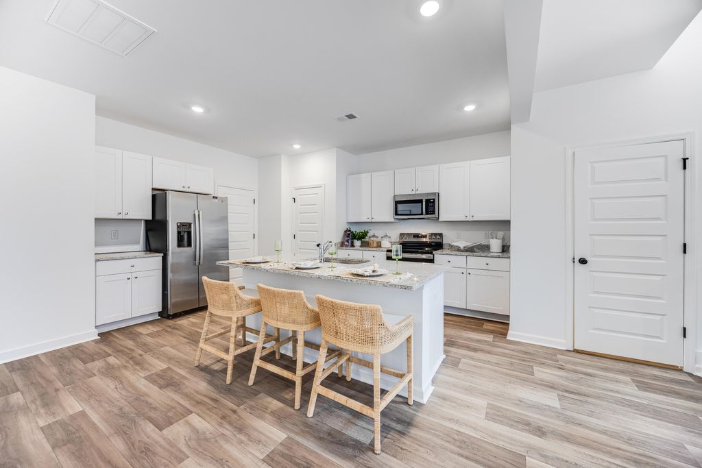 Photo of 147 Fern Bridge Drive, Summerville, SC 29483 (MLS # 26001930)