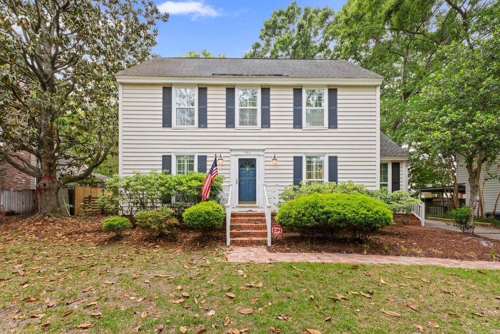 Photo of 753 Milldenhall Road, Mount Pleasant, SC 29464 (MLS # 26012469)