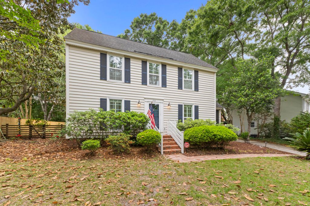 Photo of 753 Milldenhall Road, Mount Pleasant, SC 29464 (MLS # 26012469)