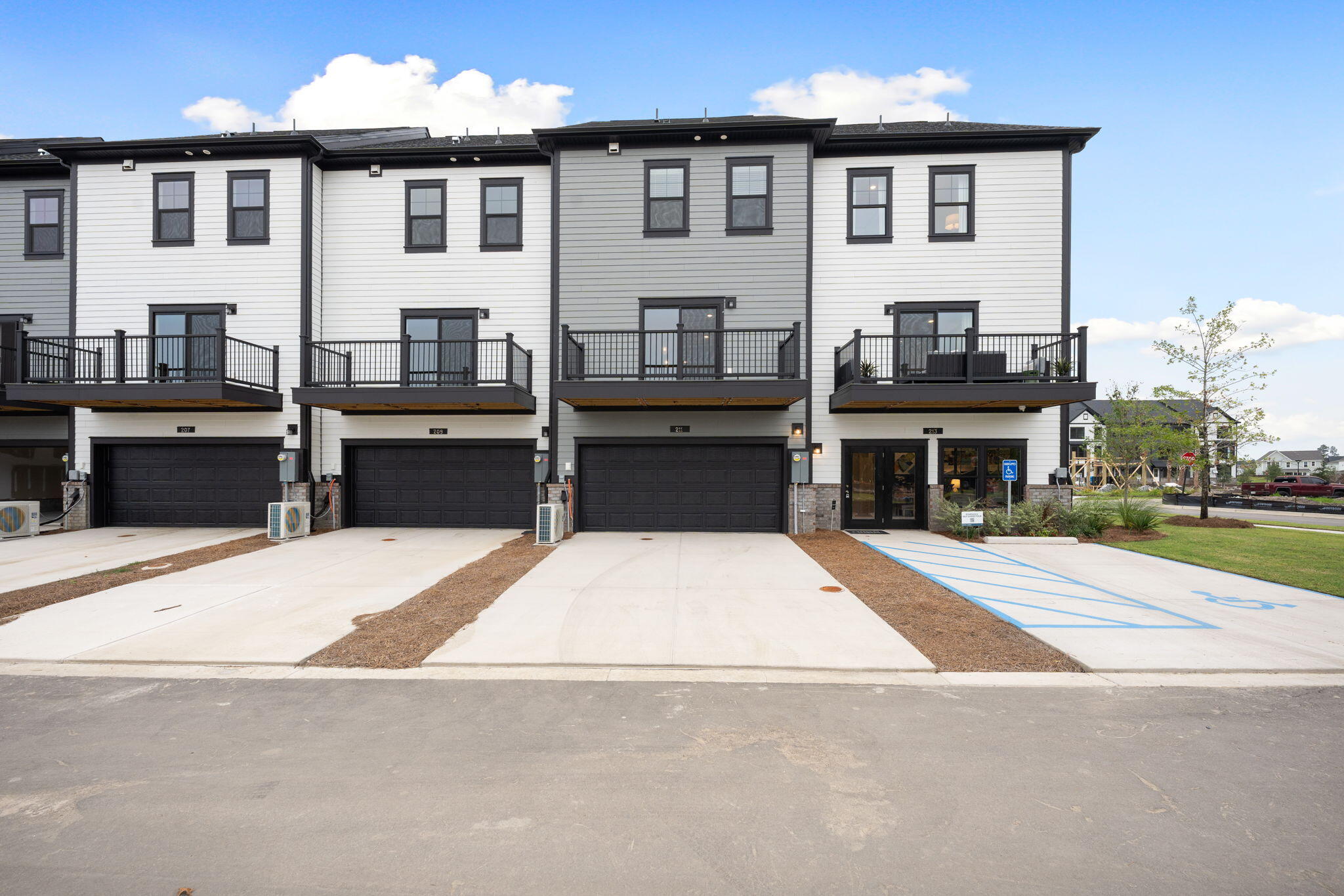 211 Somerset Acres Drive