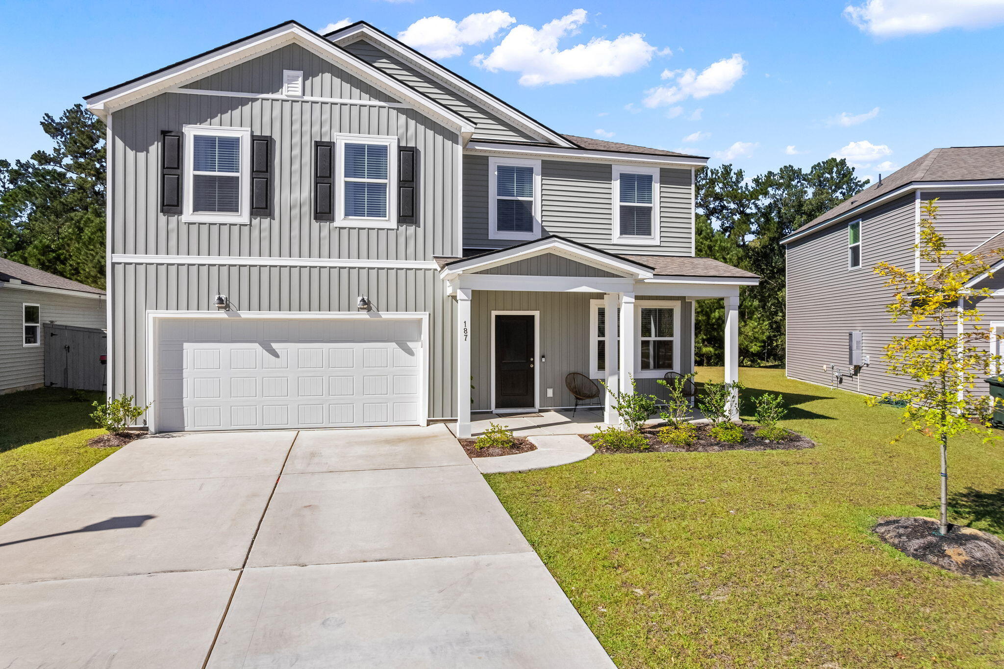 187 W Bradford Pointe Drive