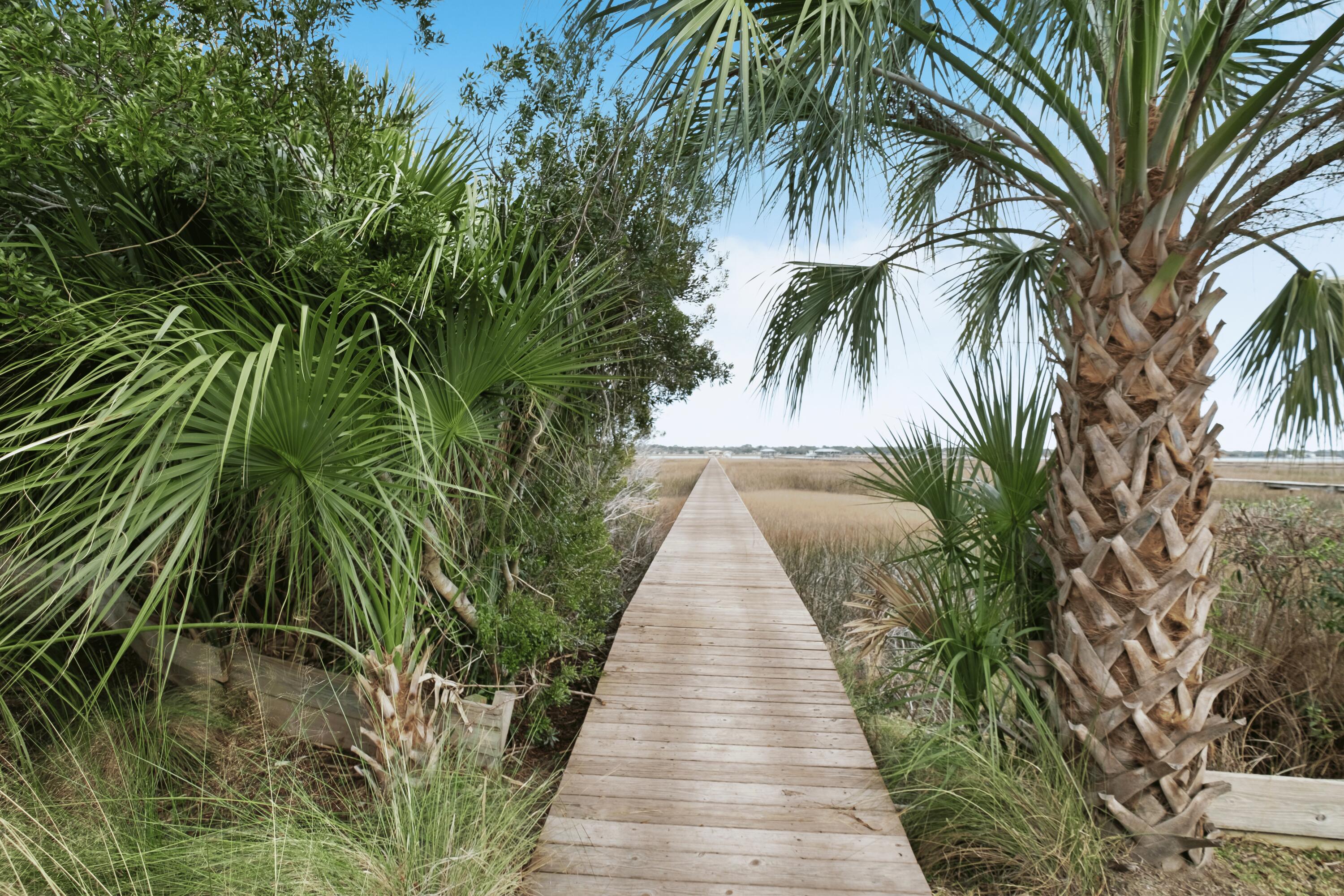 1352 Headquarters Plantation Drive