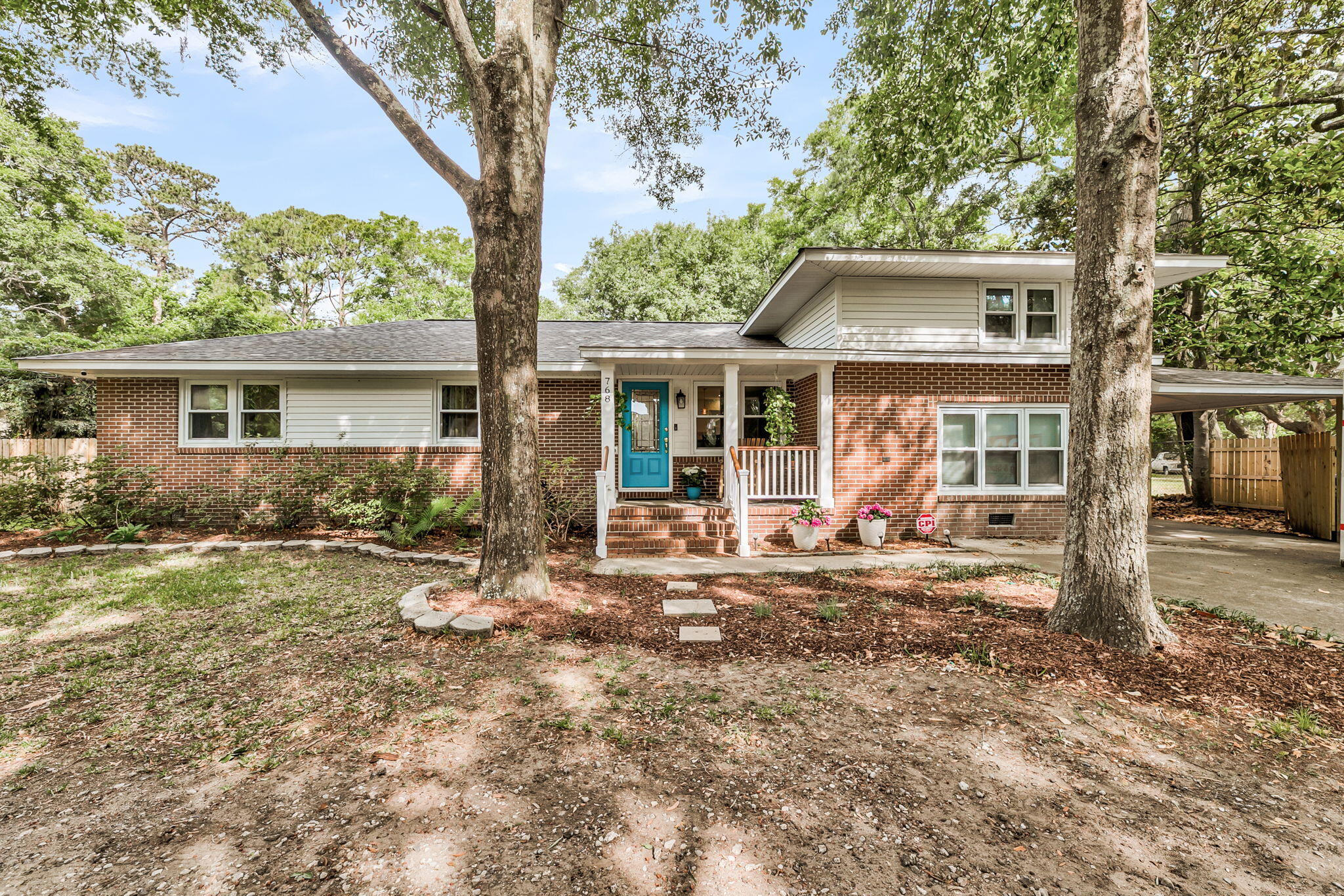 768 Fort Johnson Road, Charleston, SC, 29412