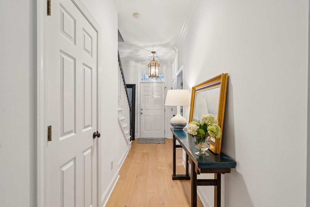 Photo of 760 Natchez Circle, Mount Pleasant, SC 29464 (MLS # 25026656)