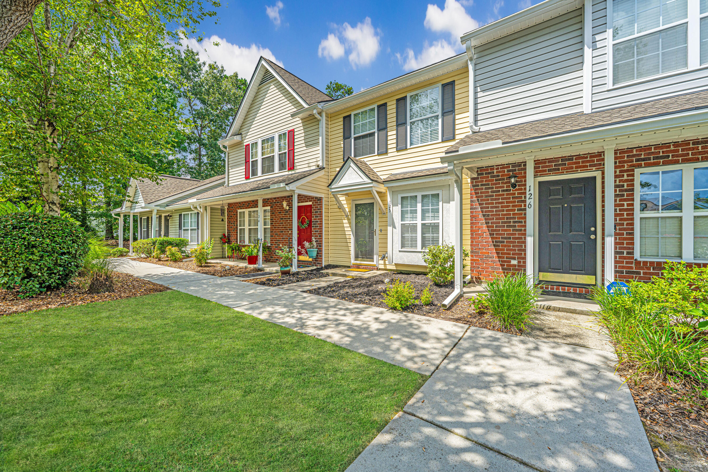 125 Macy Circle