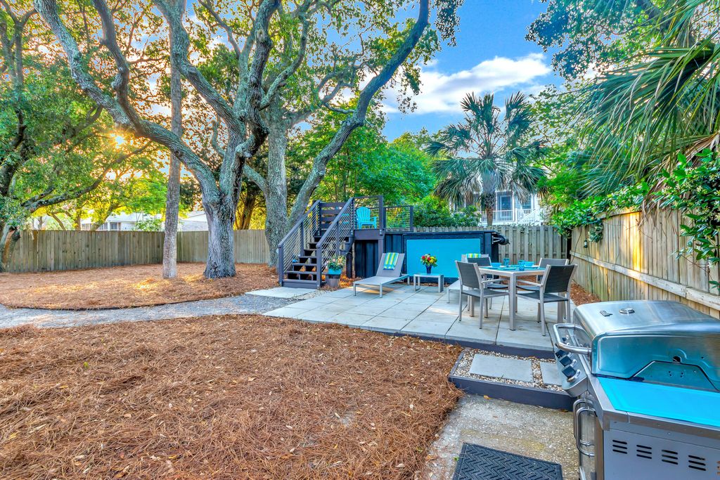 Photo of 4005 Cameron Boulevard, Isle of Palms, SC 29451 (MLS # 26008948)