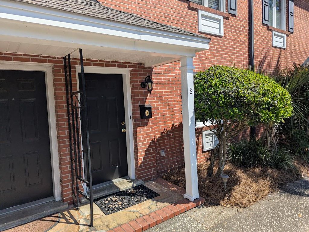 Photo of 21 Hester Street #8, Charleston, SC 29403 (MLS # 26010391)