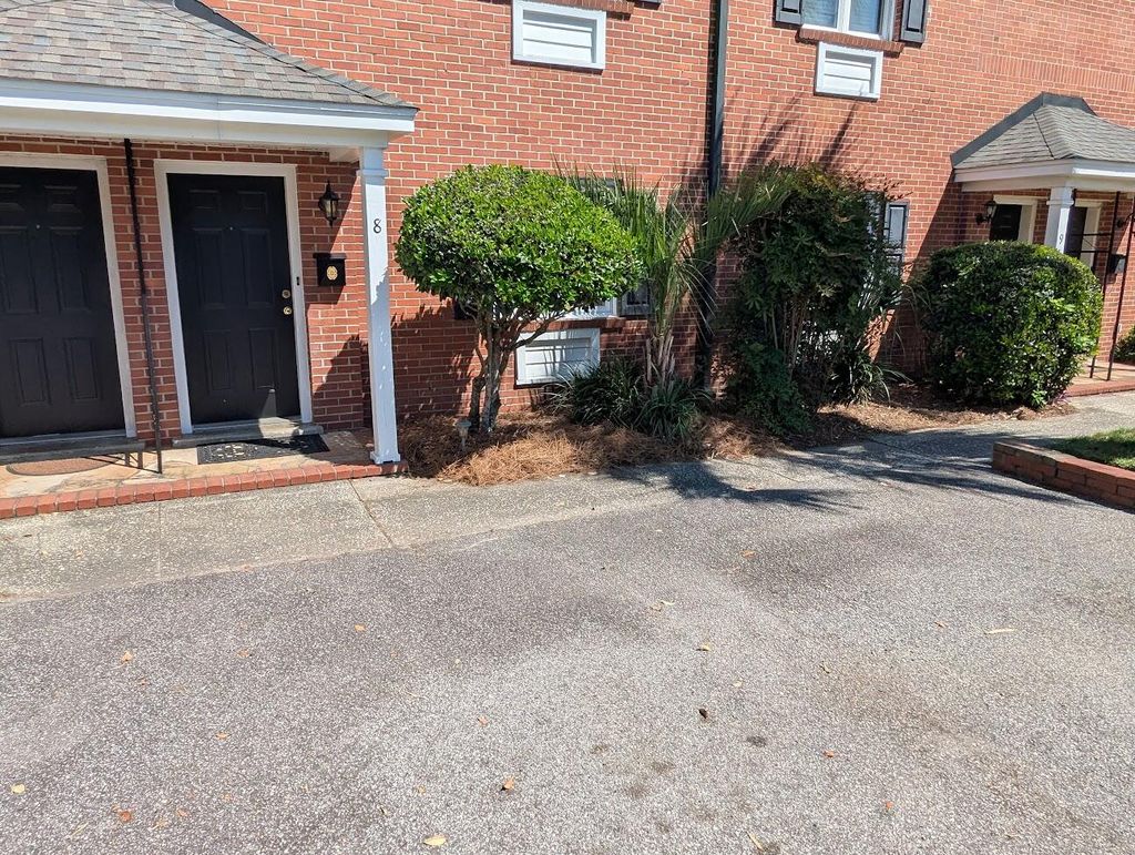 Photo of 21 Hester Street #8, Charleston, SC 29403 (MLS # 26010391)