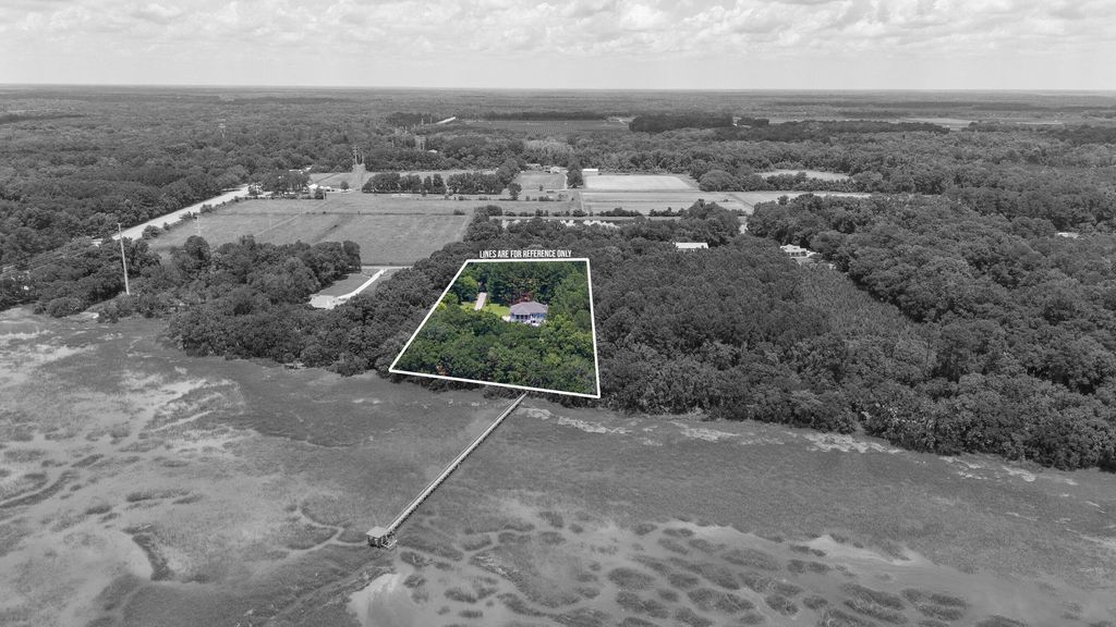 Photo of 36 Morgan Road, Seabrook, SC 29940 (MLS # 26013806)