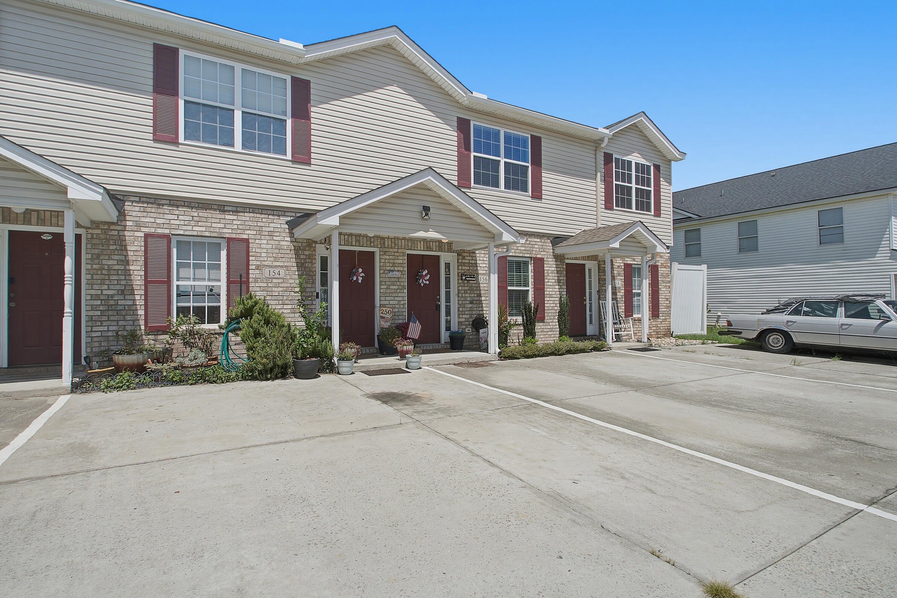 156 Pine Shadow Drive
