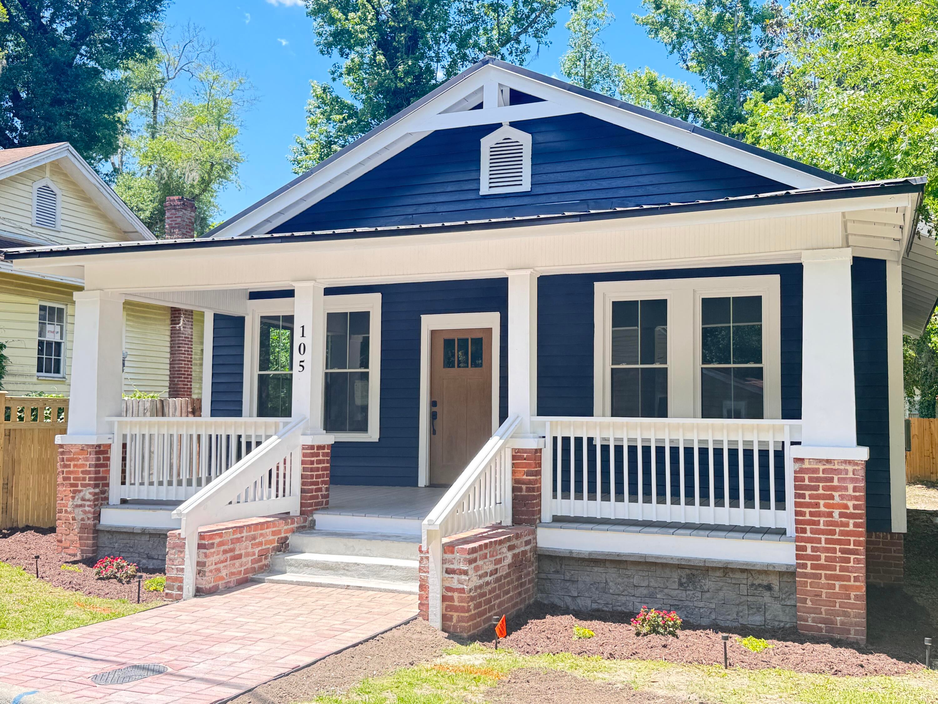 105 Tracy Street