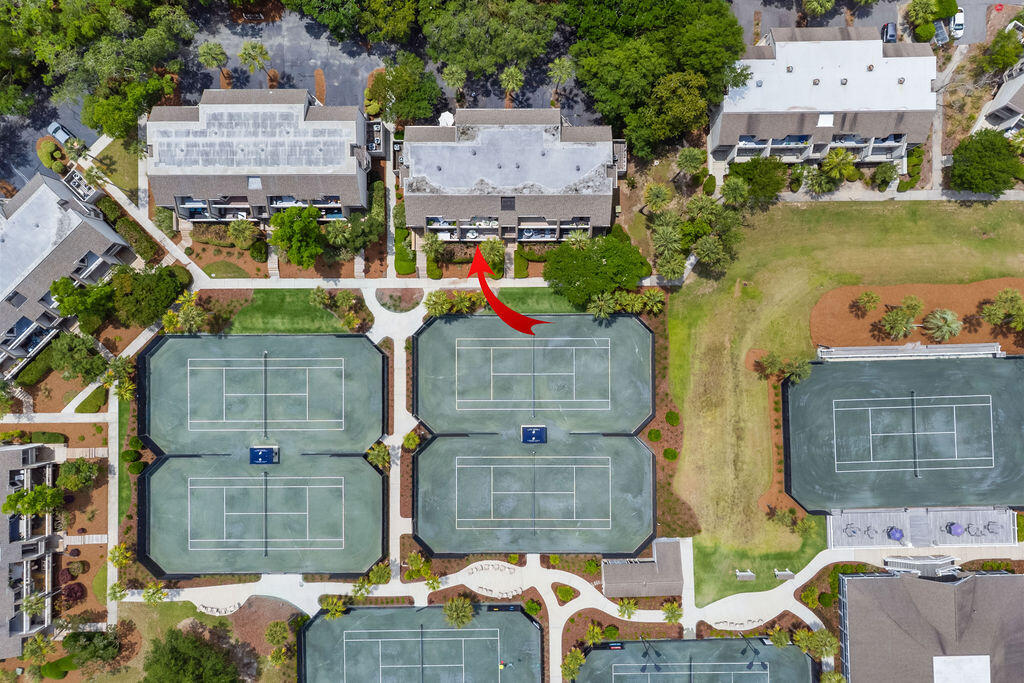 1627 Live Oak Park