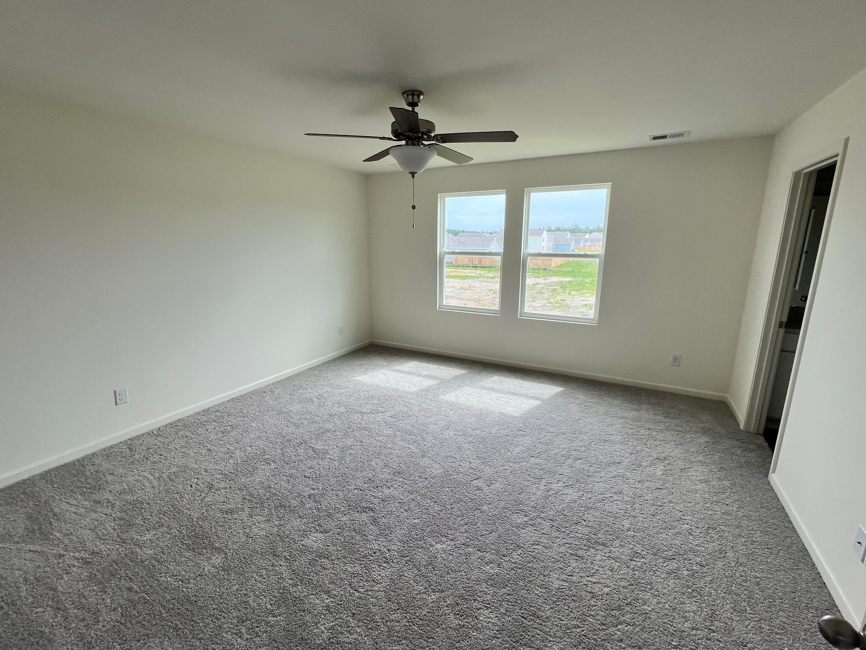 1207 Carriage Wood Circle