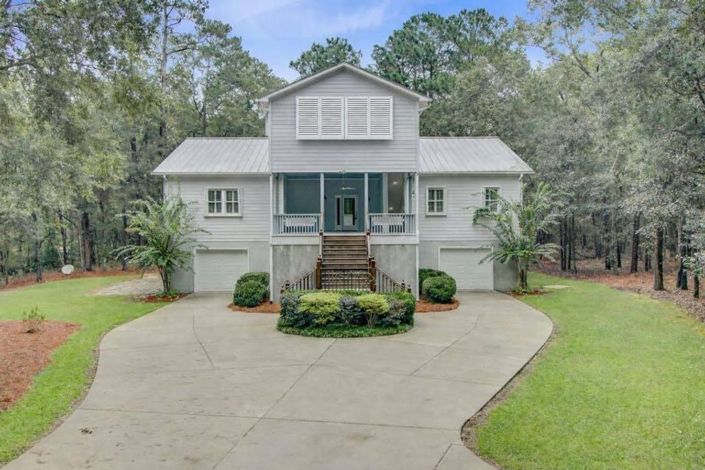 Photo of 10088 Hercules Road, McClellanville, SC 29458 (MLS # 25027900)